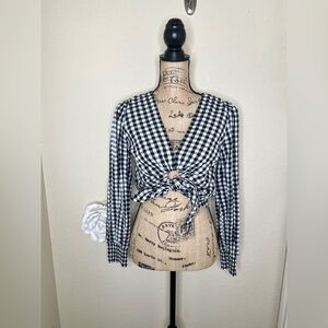 NTM: SO Black & White Gingham Keyhole Tie Front Crop Top Size Juniors Small